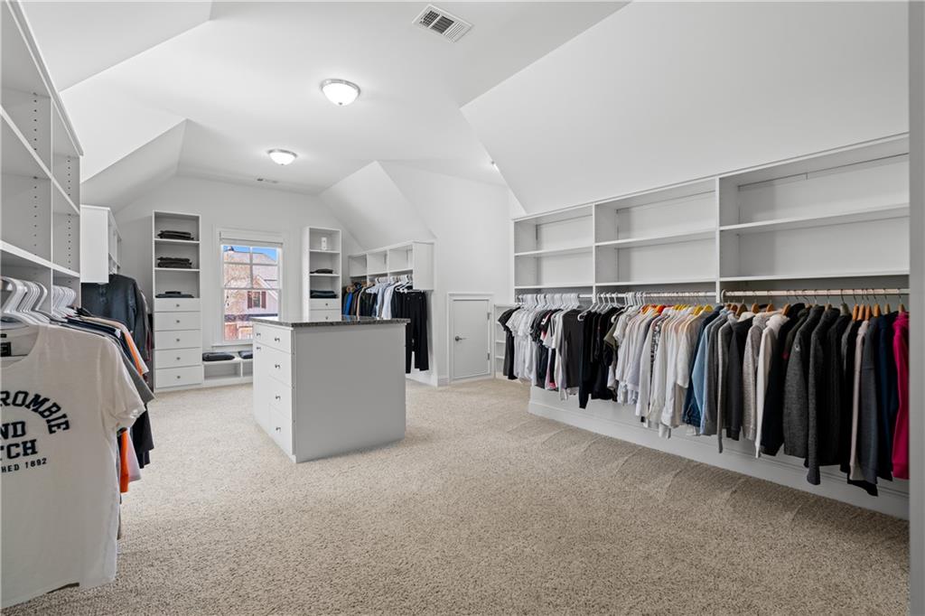 The Pointe On Lassiter - Residential