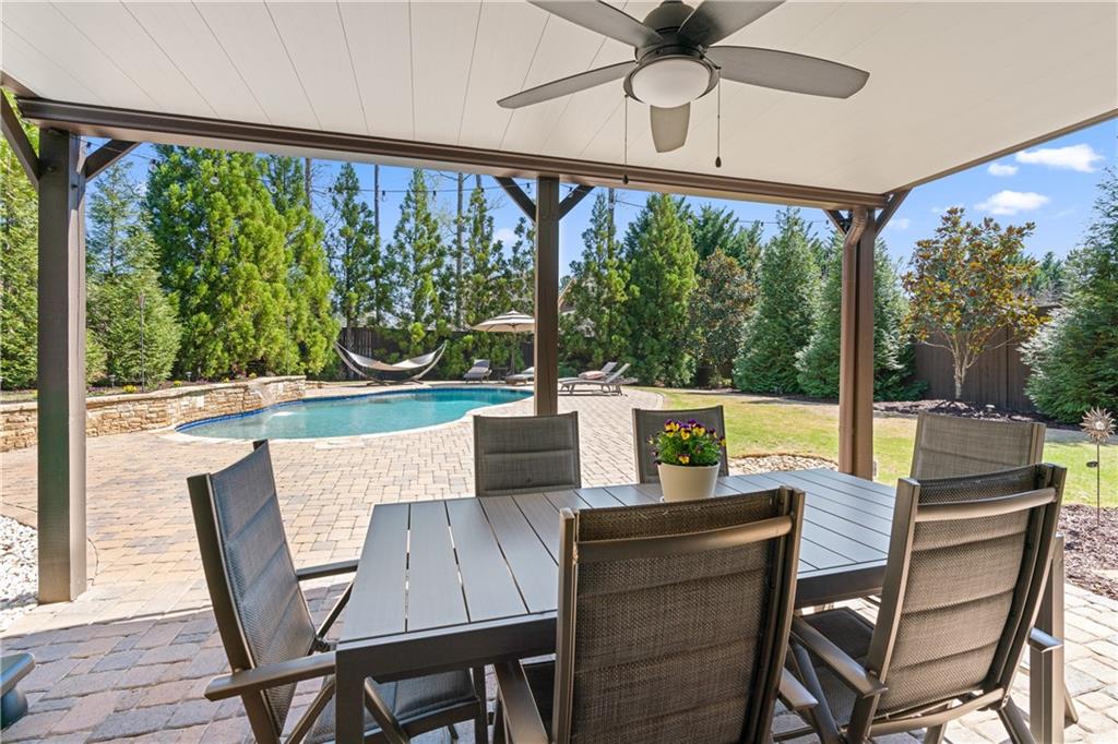 The Pointe On Lassiter - Residential