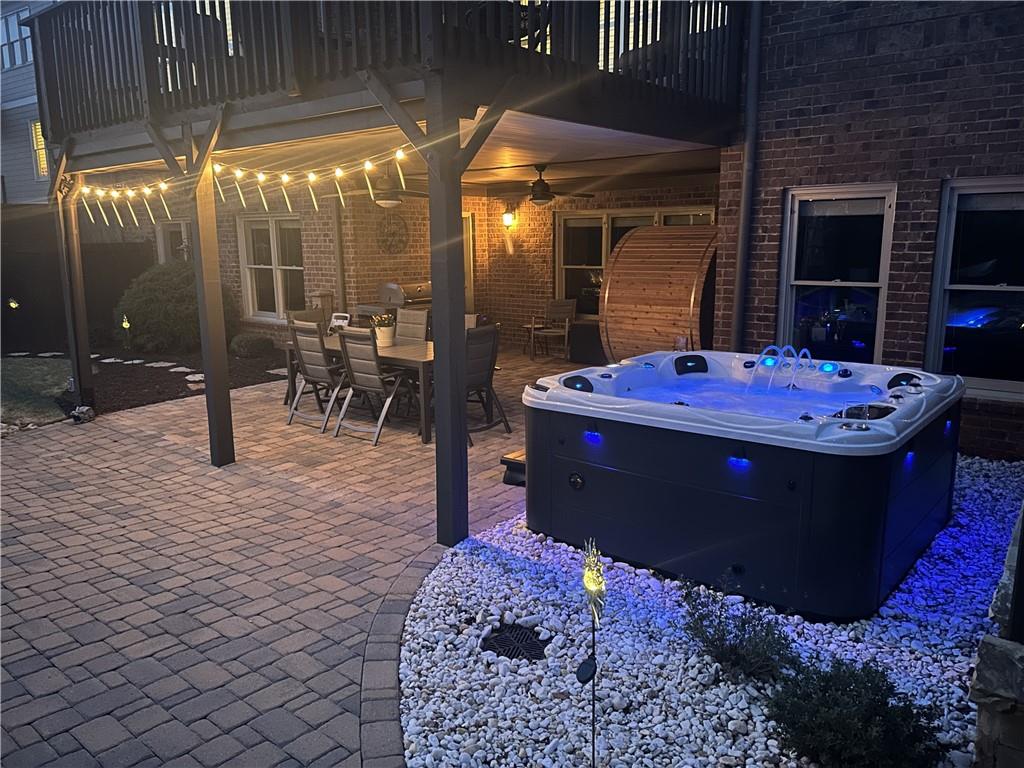 The Pointe On Lassiter - Residential