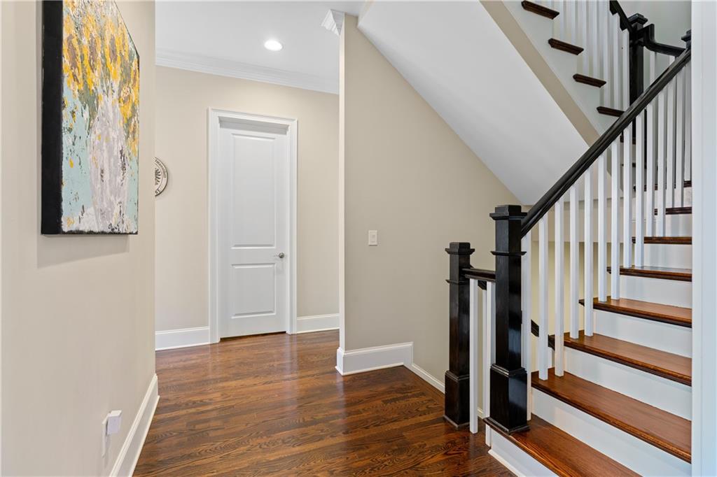 The Pointe On Lassiter - Residential
