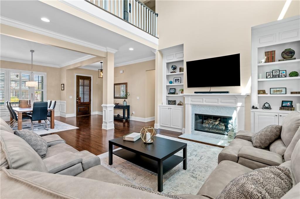 The Pointe On Lassiter - Residential