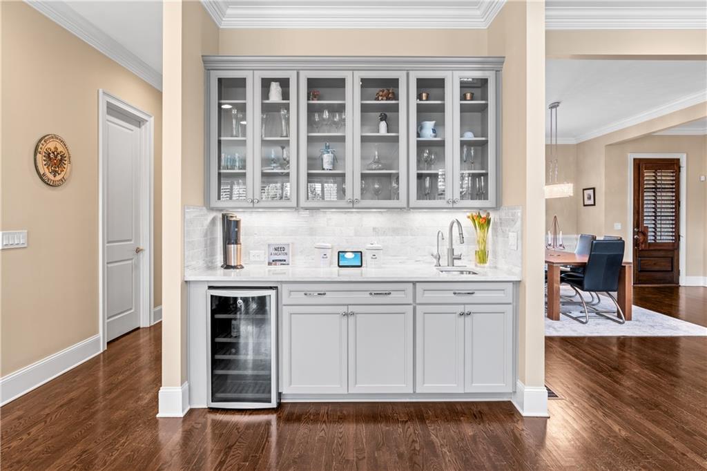 The Pointe On Lassiter - Residential