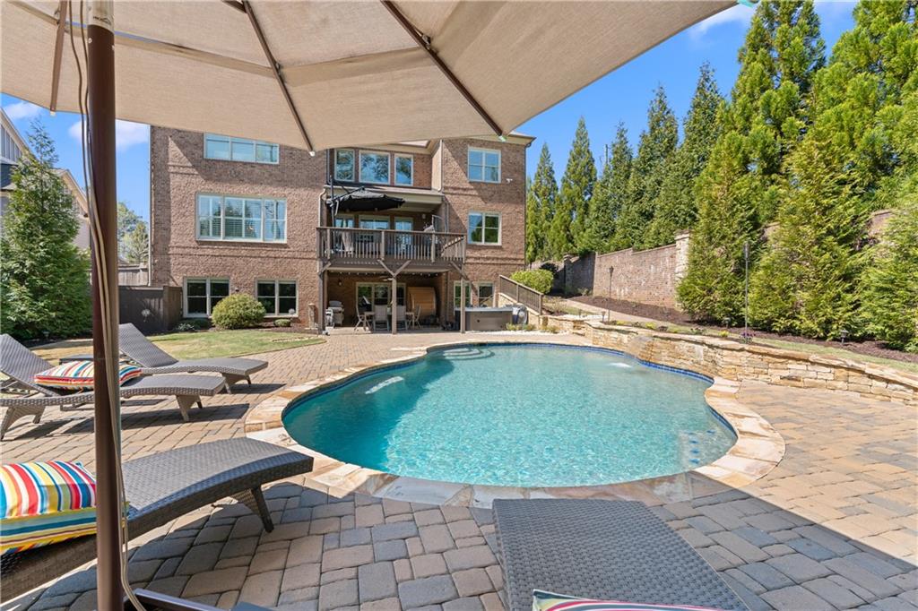 The Pointe On Lassiter - Residential