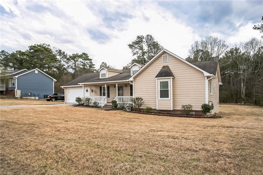 220 Timber Lane, Stockbridge, Georgia image 2