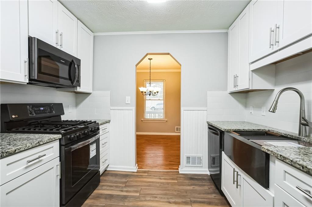 220 Timber Lane, Stockbridge, Georgia image 11