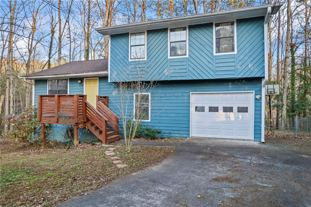 2220 Davis Oaks Court