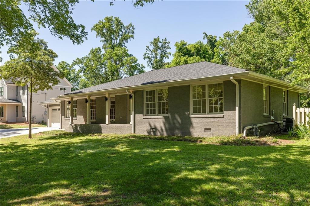 762 Rockbridge Road, Lilburn, Georgia image 37