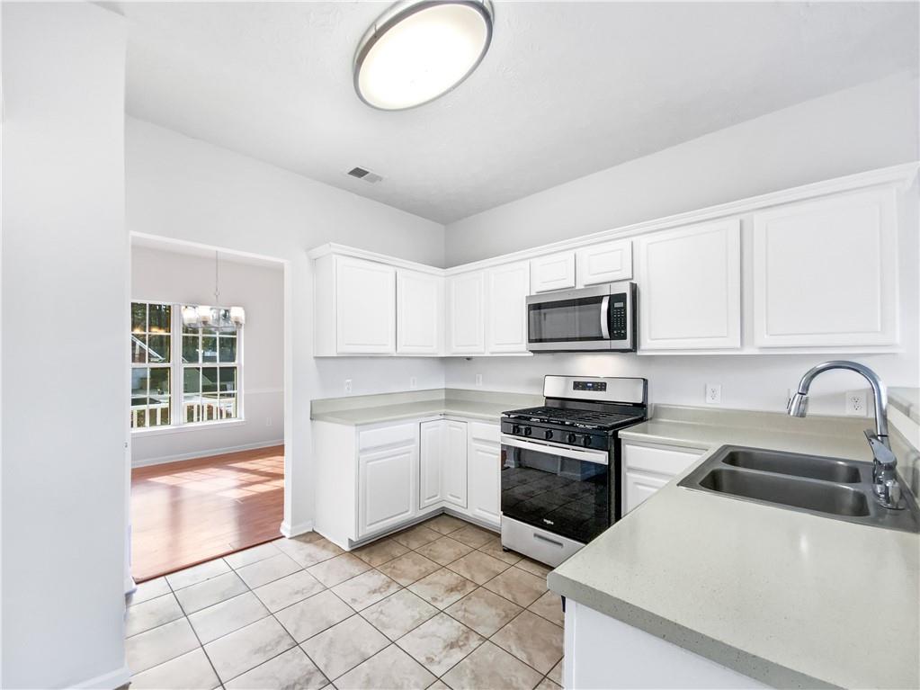 1231 Silverstone Trail