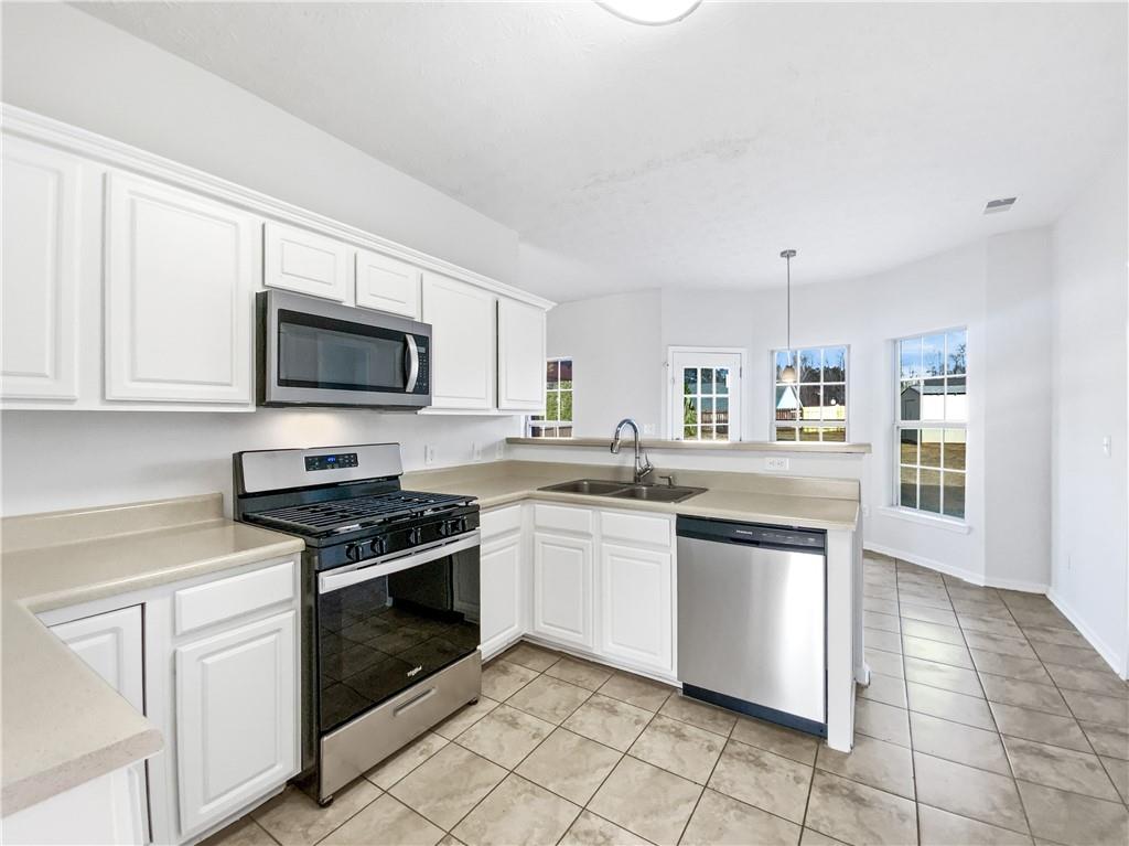 1231 Silverstone Trail