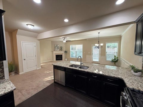 Townhouse For Rent - 2568 Village Park Bend<br/> Duluth, GA 30096