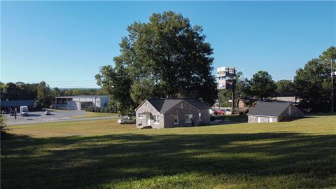 A home in Calhoun