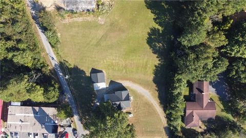 A home in Calhoun