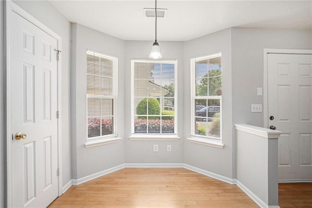 1728 Devon Drive, Atlanta, Georgia image 9