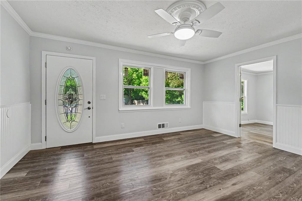 7348 Mockingbird Trail
