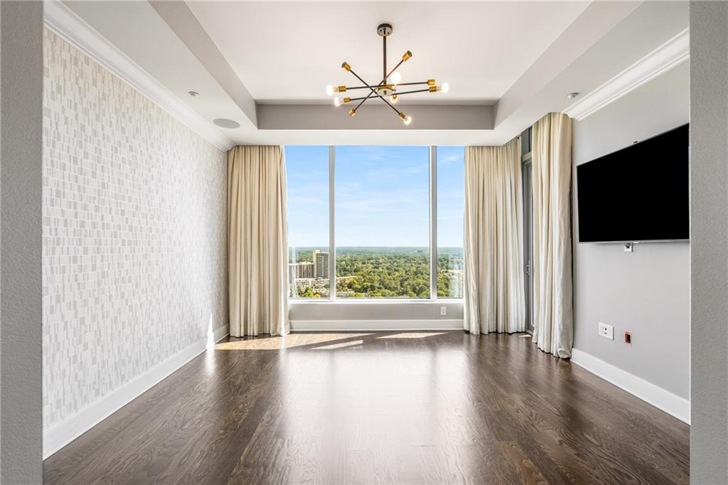 RITZ CARLTON RESIDENCES - Residential