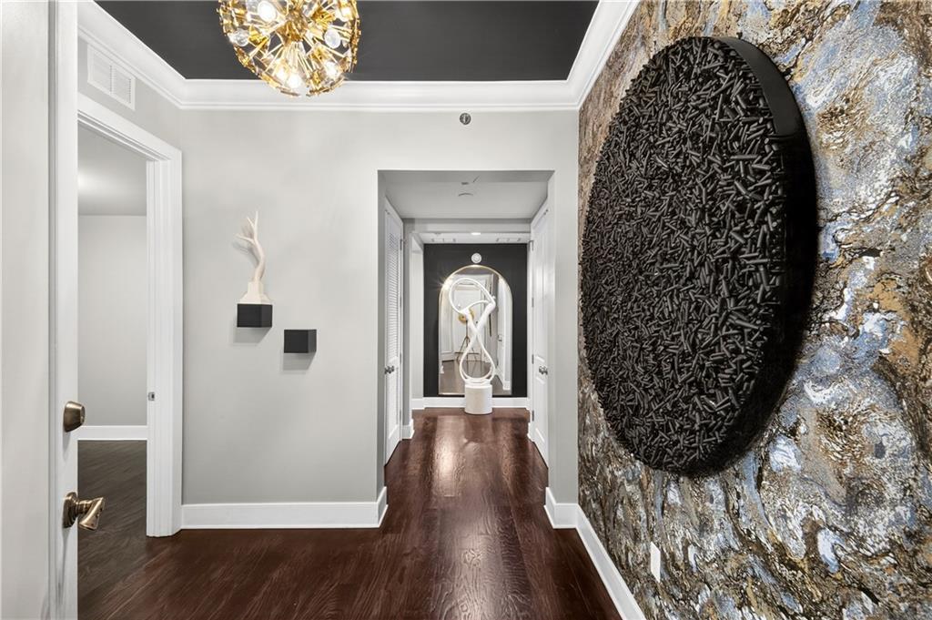 3630 Peachtree Road NE 2404