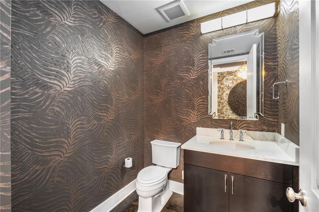 RITZ CARLTON RESIDENCES - Residential