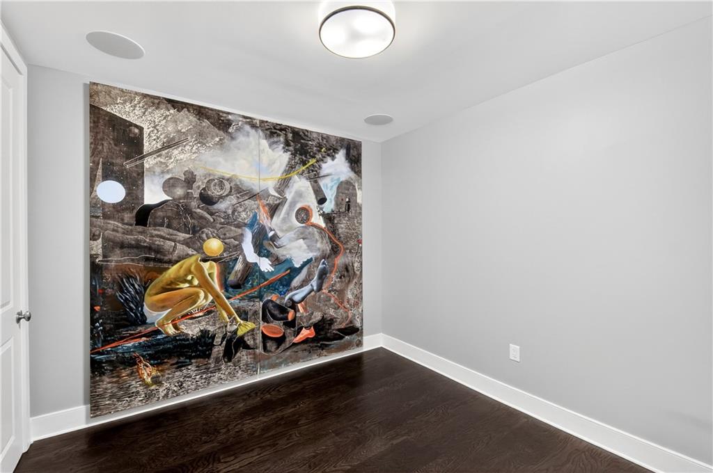 3630 Peachtree Road NE 2404