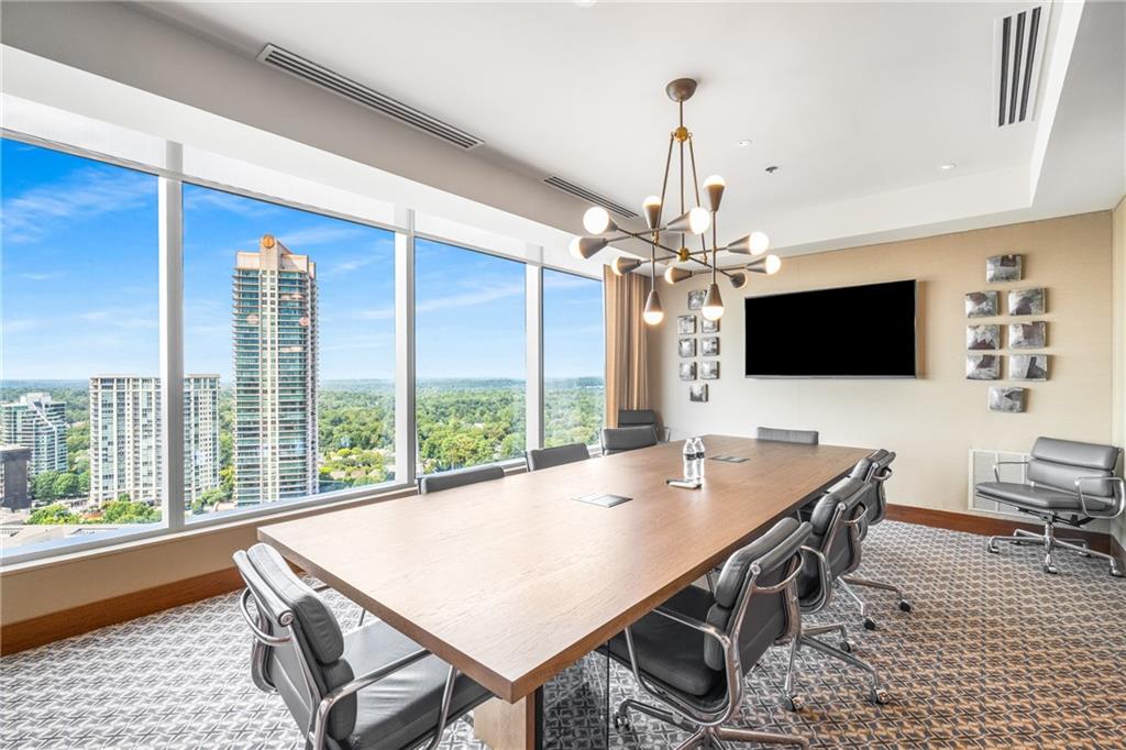RITZ CARLTON RESIDENCES - Residential