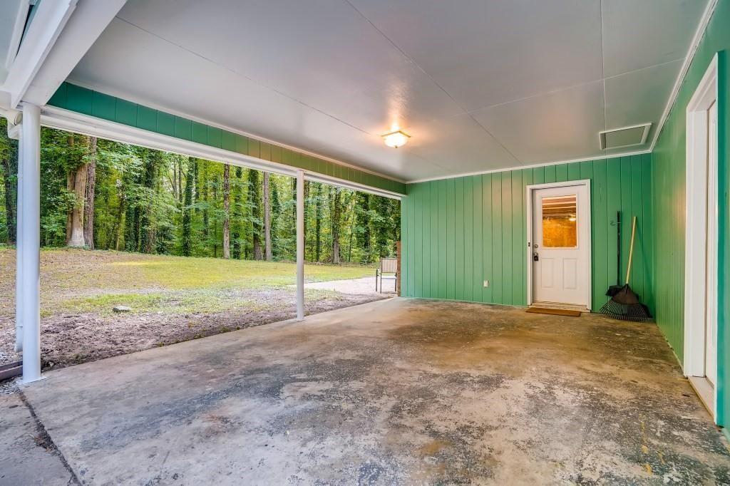 2345 COUNTRY CLUB Lane SW