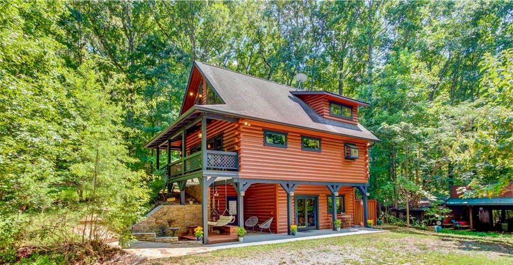 6893 Lakeside Place