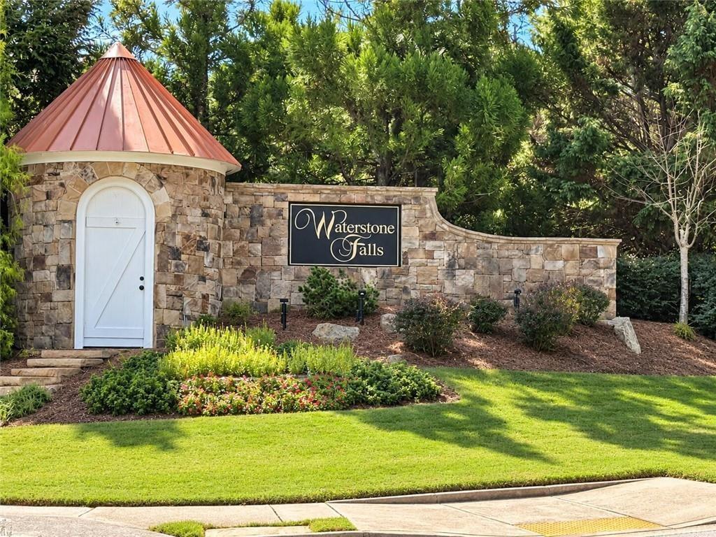 2780 Gatlin Way