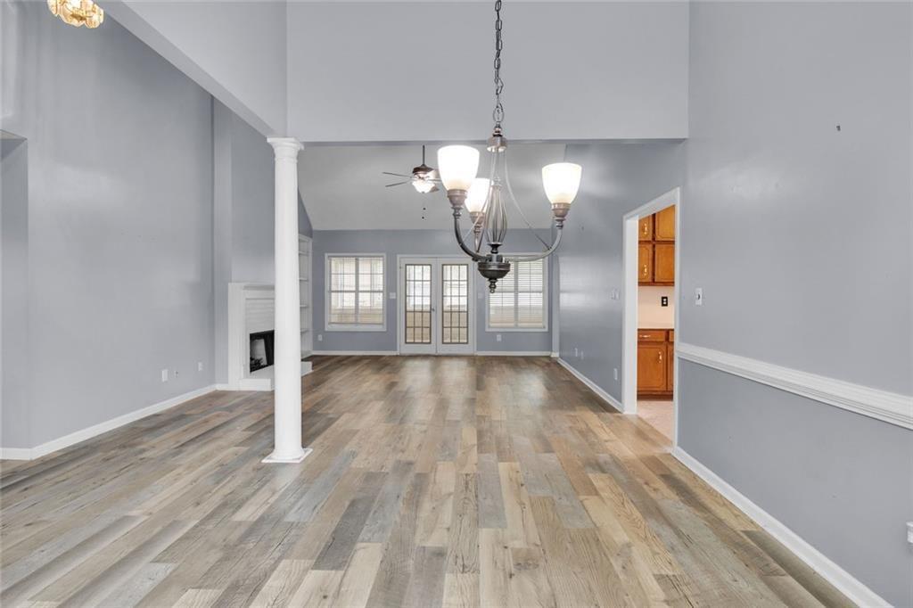 401 Crosshaven Way