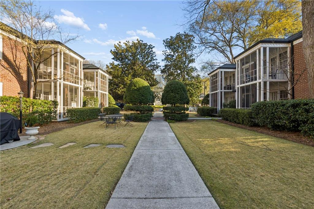 55 Delmont Drive NE C4