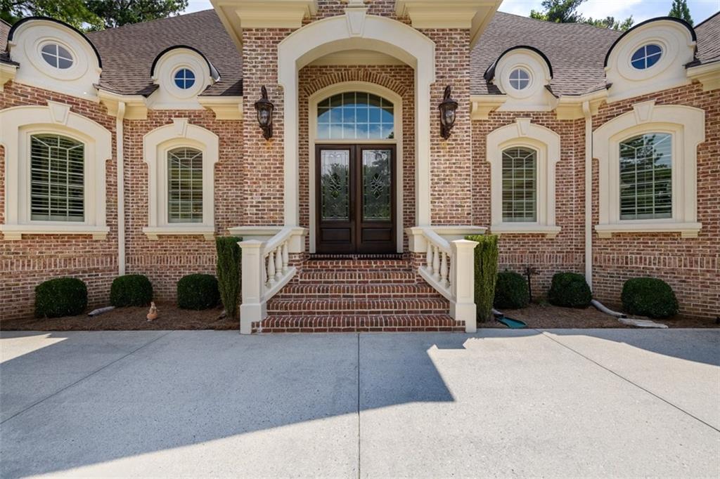 2569 Wynnton Drive