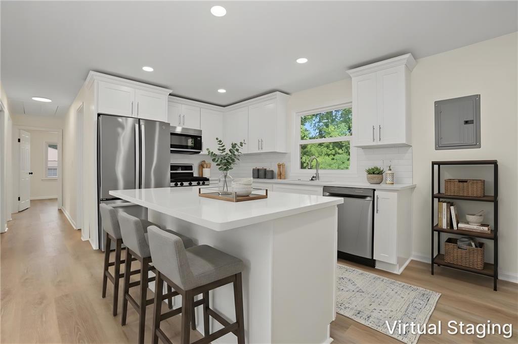 2628 Toni Place SW