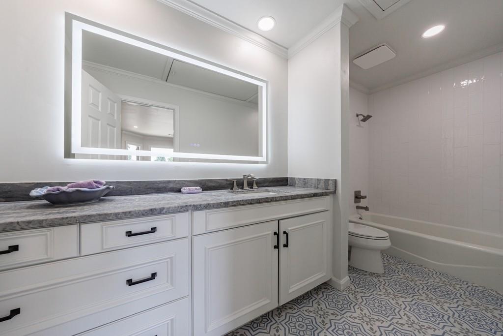 Atlanta Country Club - Residential