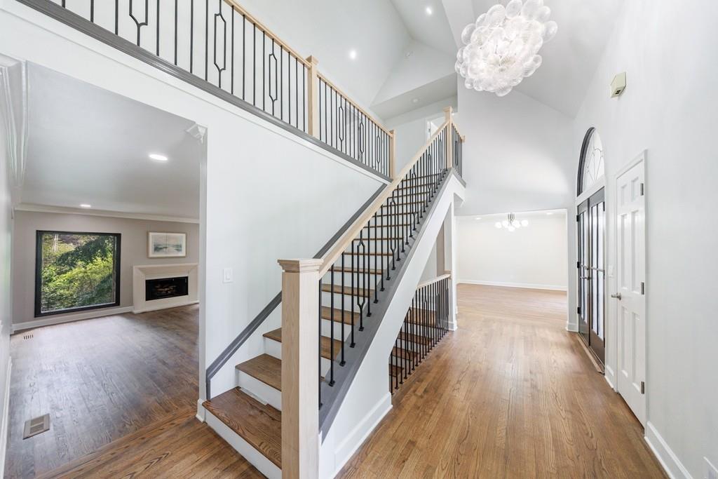 459 Atlanta Country Club Drive SE