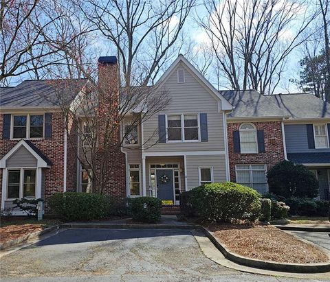 Townhouse For Sale - 128 River Ridge Lane<br/> Roswell, GA 30075