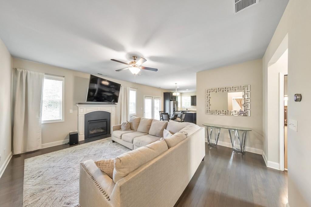 2734 Double Iron Drive SW