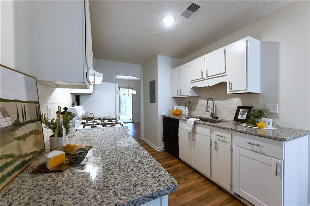 Cedar Bluff - Residential Lease
