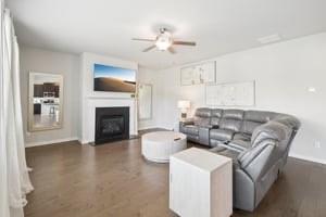 3707 Broadwick Lane
