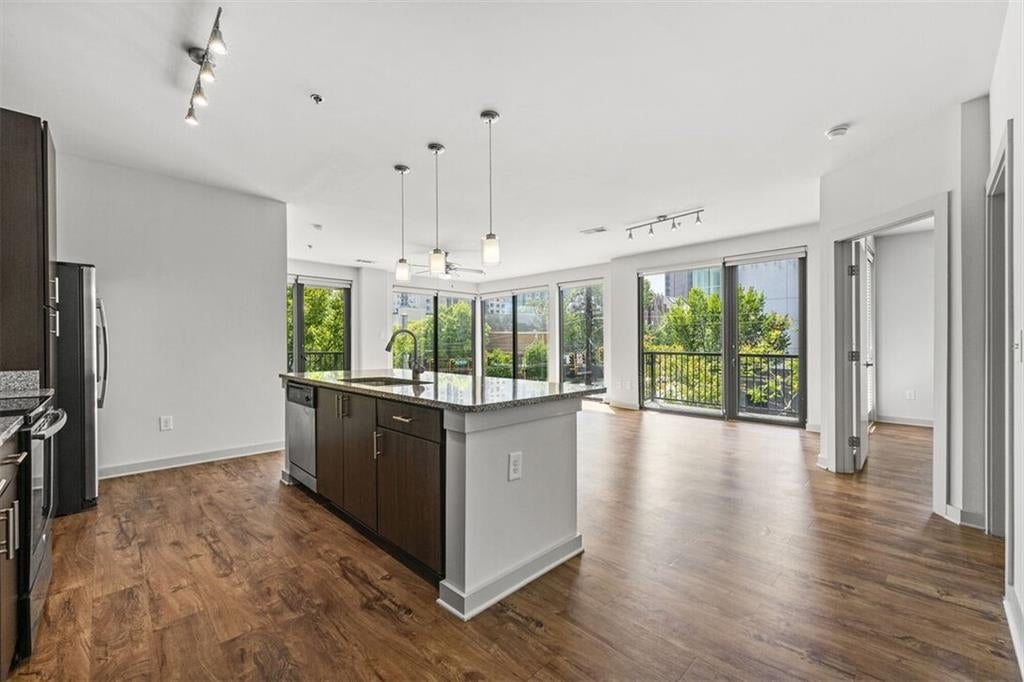 131 Ponce de Leon Avenue 121