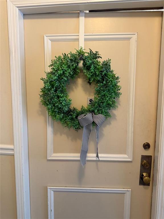 6851 Roswell Road N-20