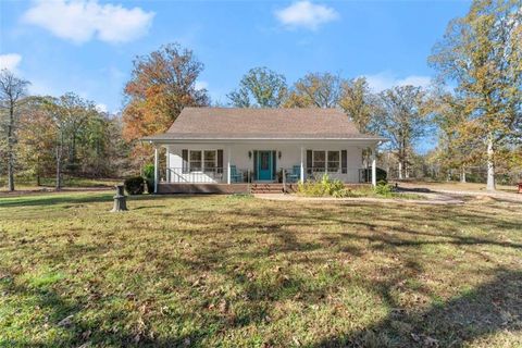 A home in Clarkesville