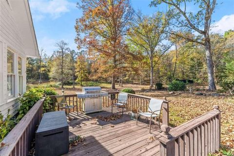 A home in Clarkesville