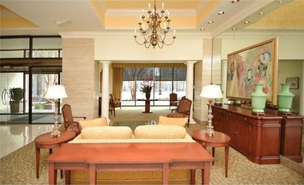 300 Peachtree Street NE 5M