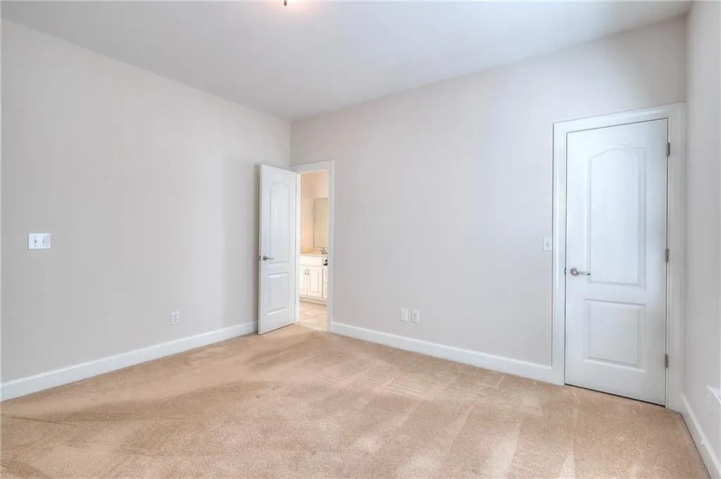 Loganville, Georgia 30052, United States, 3 Bedrooms Bedrooms, ,3 BathroomsBathrooms,Residential,Active,77456