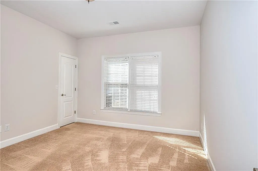 Loganville, Georgia 30052, United States, 3 Bedrooms Bedrooms, ,3 BathroomsBathrooms,Residential,Active,77456