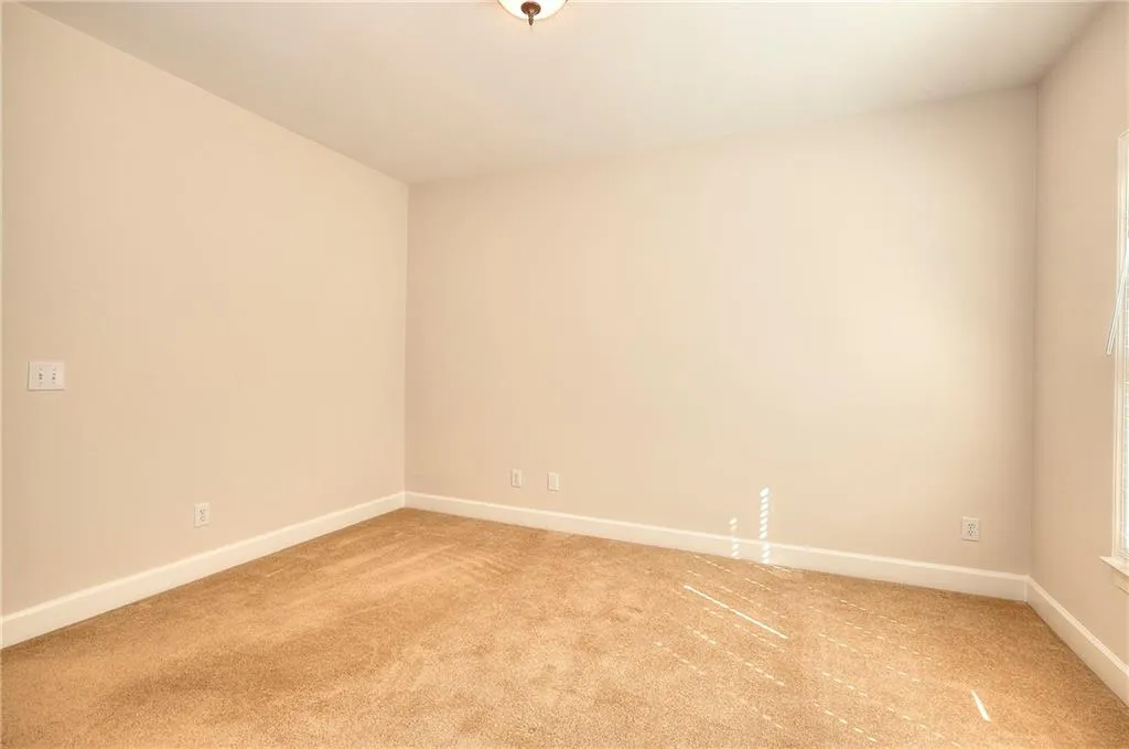 Loganville, Georgia 30052, United States, 3 Bedrooms Bedrooms, ,3 BathroomsBathrooms,Residential,Active,77456