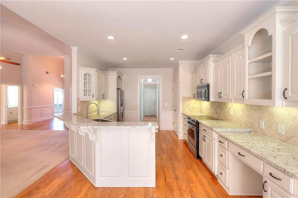 Loganville, Georgia 30052, United States, 3 Bedrooms Bedrooms, ,3 BathroomsBathrooms,Residential,Active,77456