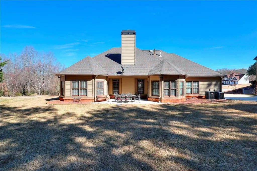 Loganville, Georgia 30052, United States, 3 Bedrooms Bedrooms, ,3 BathroomsBathrooms,Residential,Active,77456