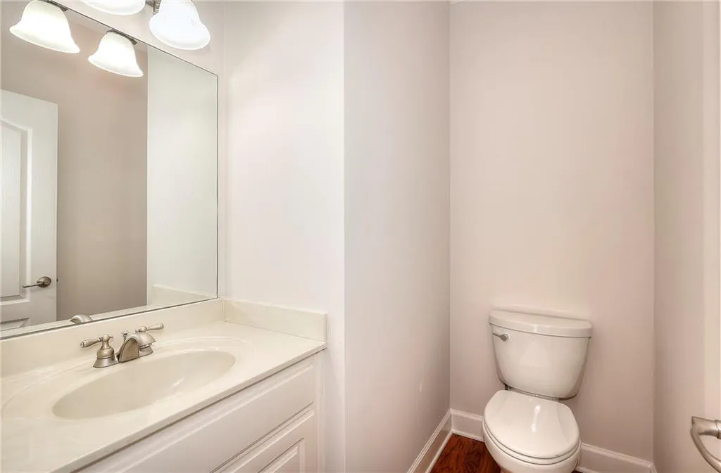 Loganville, Georgia 30052, United States, 3 Bedrooms Bedrooms, ,3 BathroomsBathrooms,Residential,Active,77456