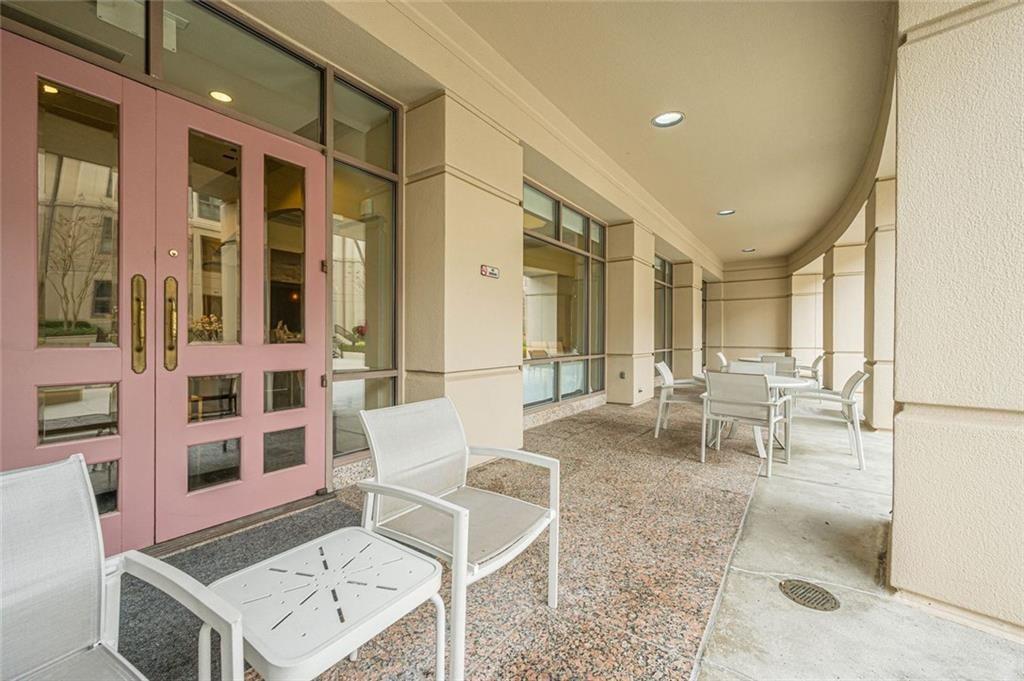 3475 Oak Valley Road NE 930