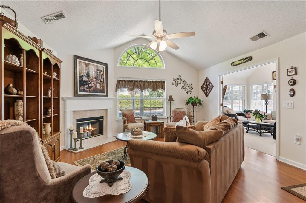 6103 Menlow Court, Cumming, Georgia image 11