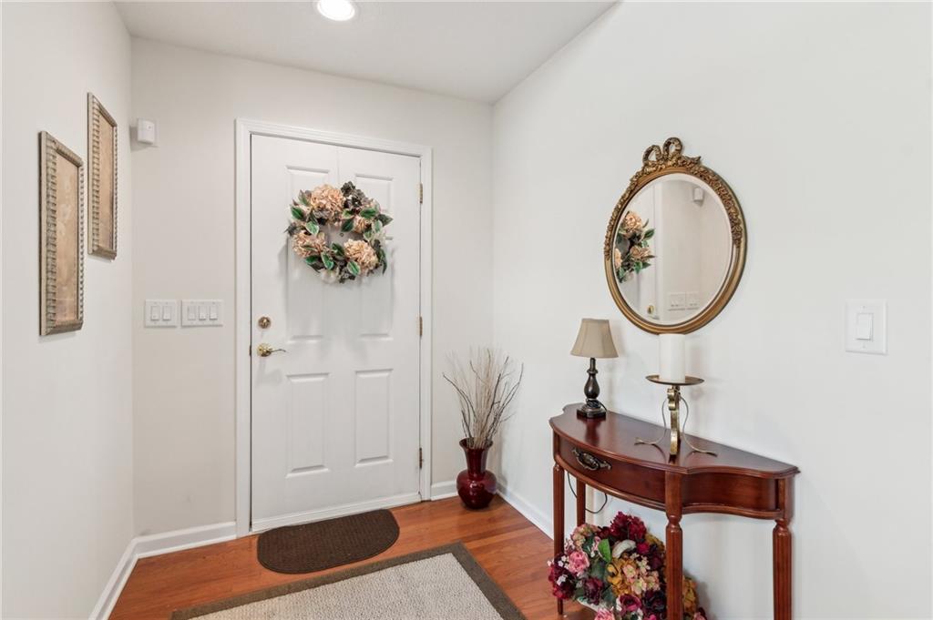 6103 Menlow Court, Cumming, Georgia image 6